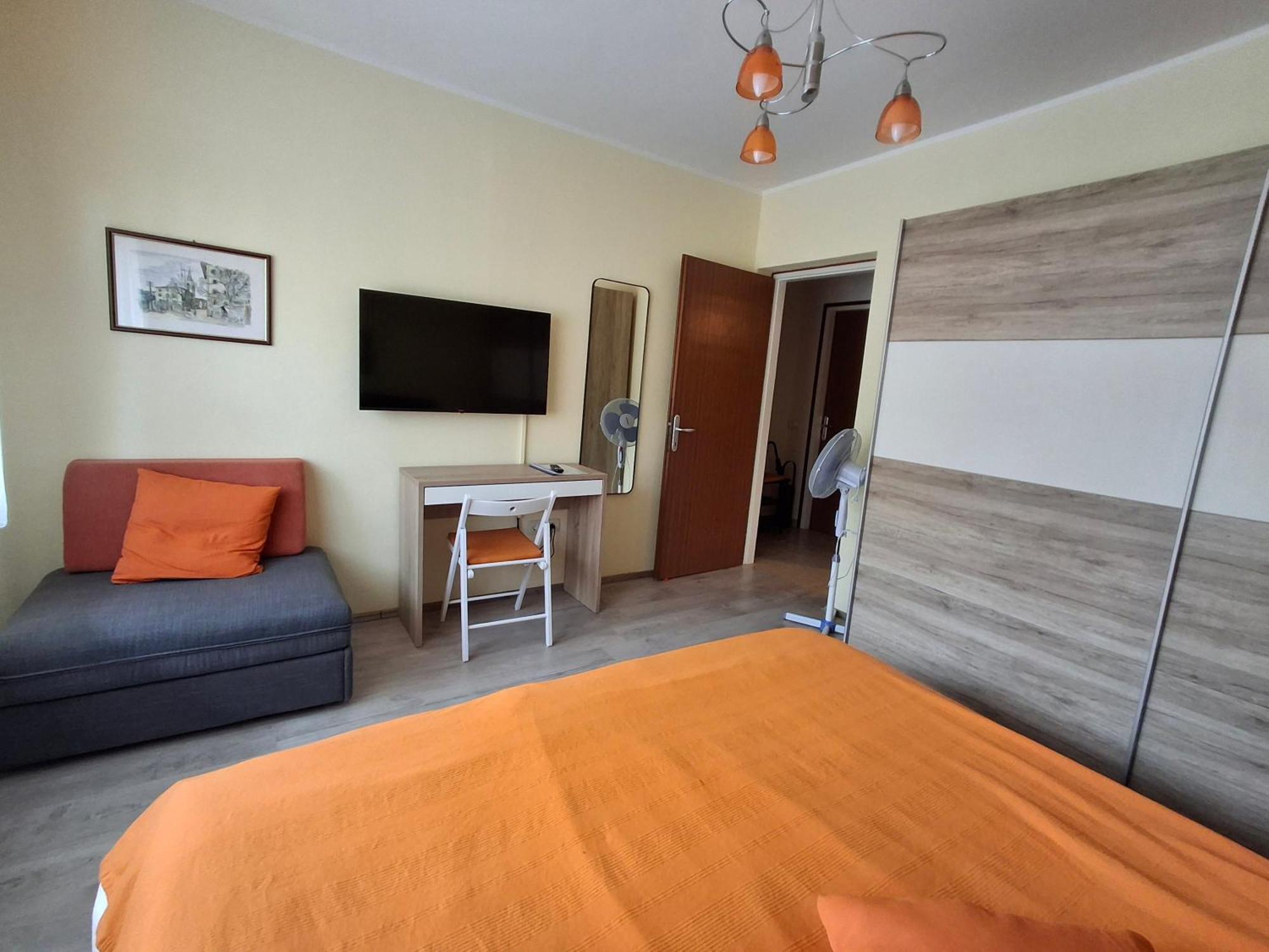 Apartments Orange Ловран Стая снимка
